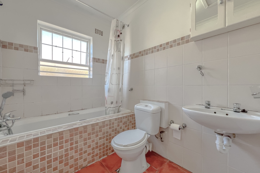 3 Bedroom Property for Sale in Protea Heights Western Cape